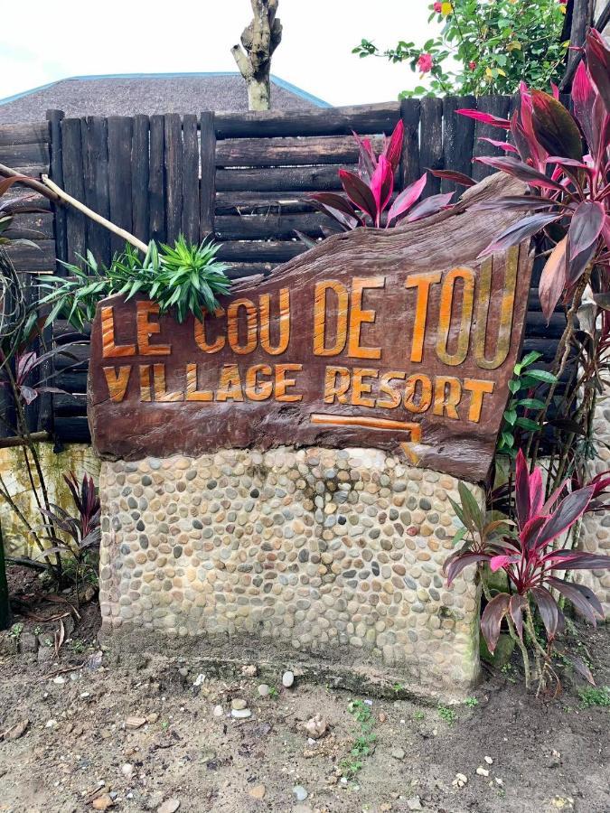 Le Cou De Tou Village Resort San Vicente  Exterior photo